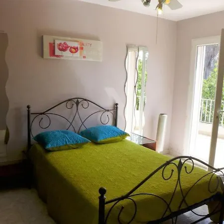 Sleeps 8 Pool Wifi Hébergement de vacances