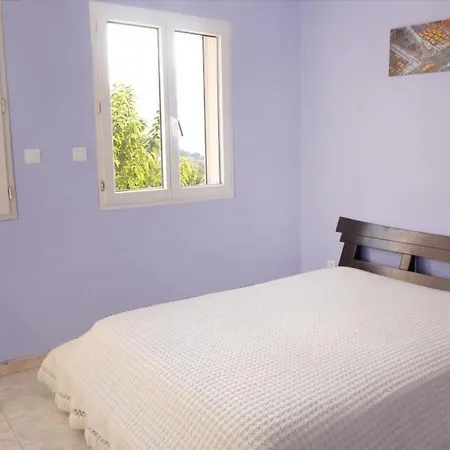 Sleeps 8 Pool Wifi Σπίτι διακοπών *